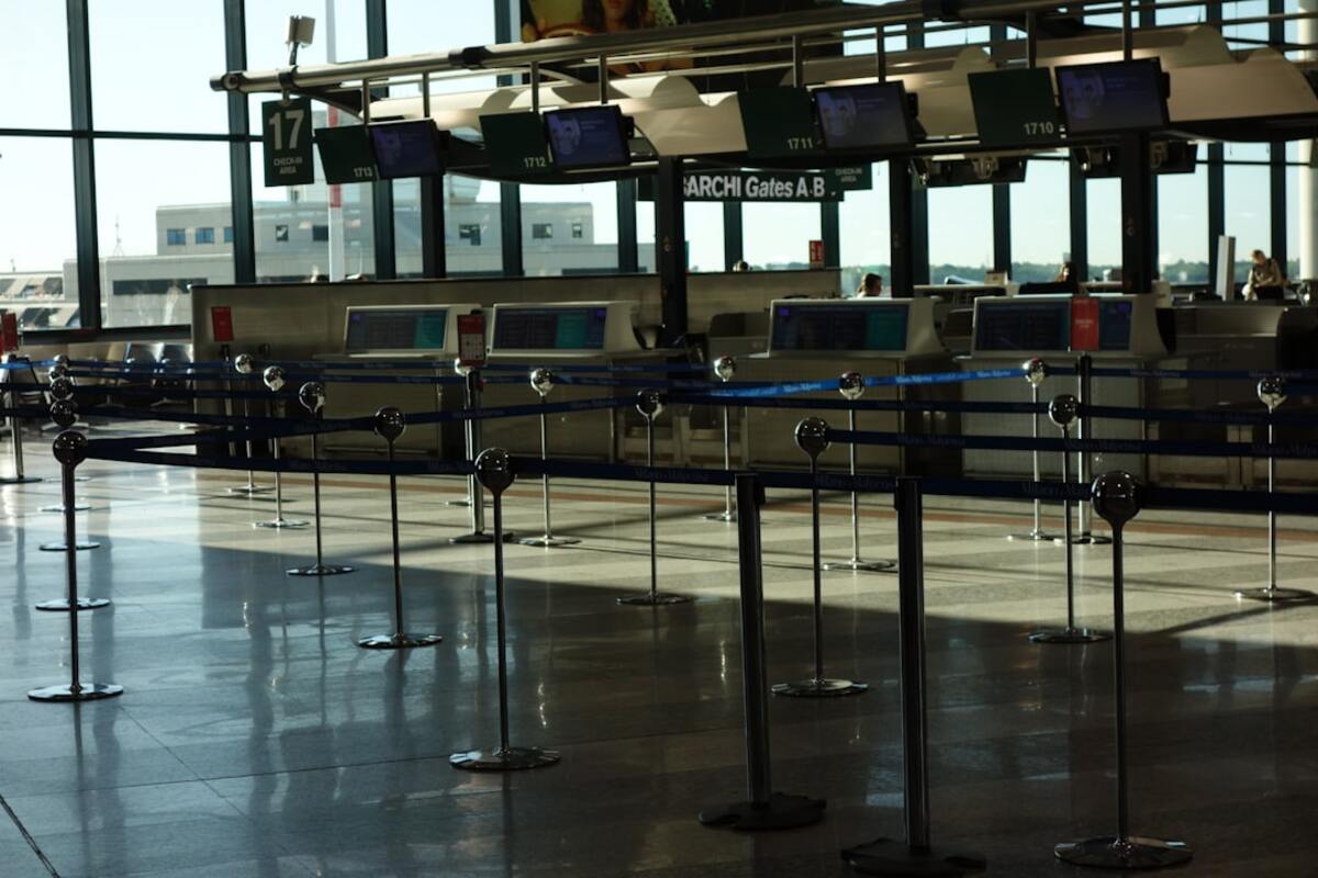 Travel Insurance That Covers a Sick Family Member: The “Cancel for Any Reason” Trap Explained